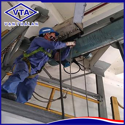 Lắp đặt cổng trục